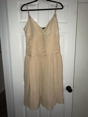 BCBGMaxAzria Beige V-Neck Spaghetti Strap Midi Dress